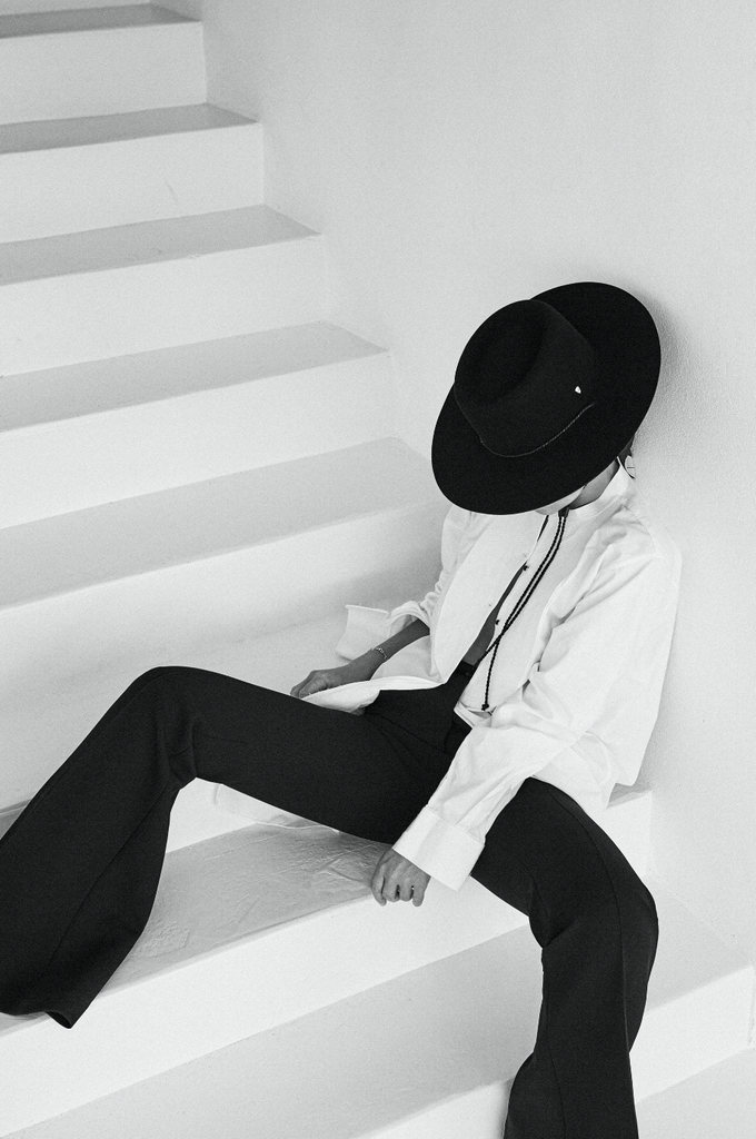 CANVS X HELEN KAMINSKI